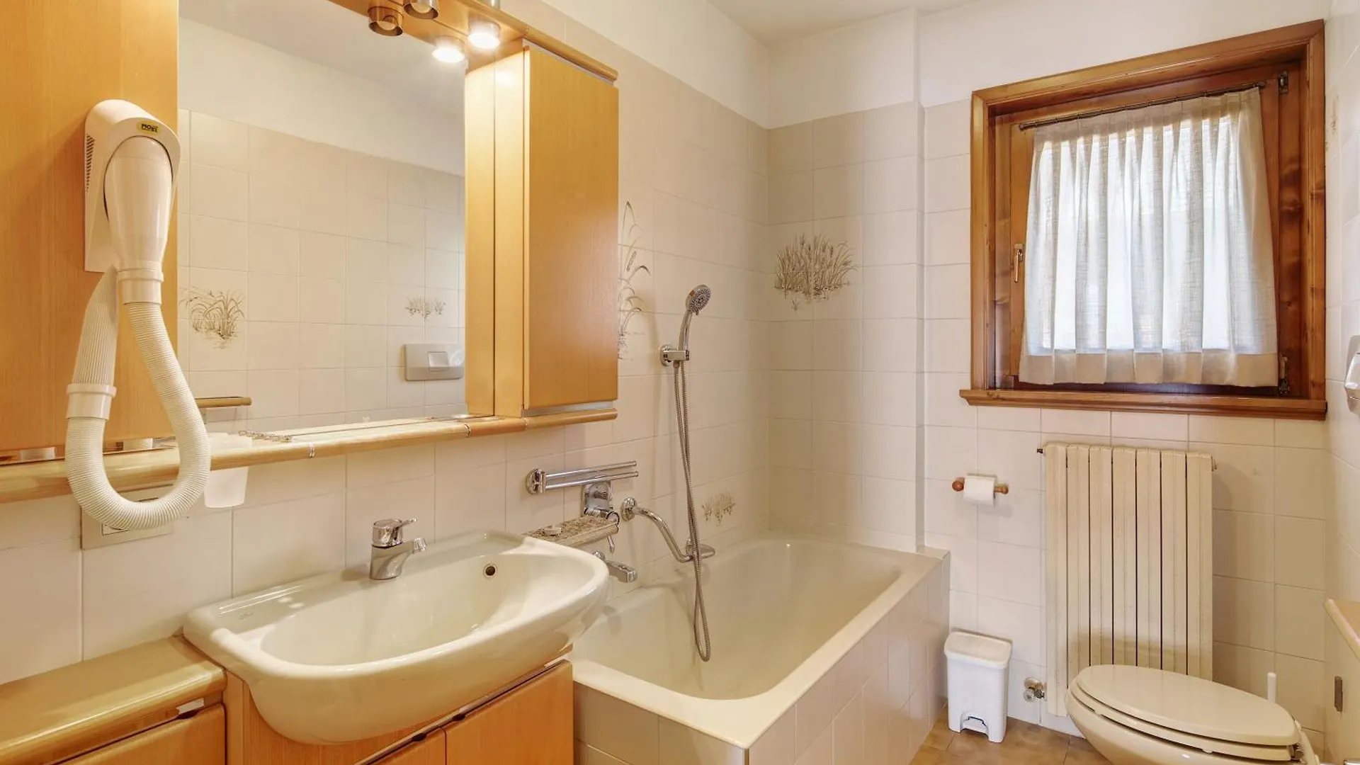 Appartamento Edelweiss Livigno 0*,  Italy